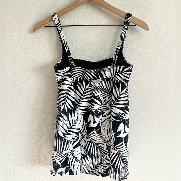 NEW Sea Level Swim Dress Size 4 - Picture 9 of 9